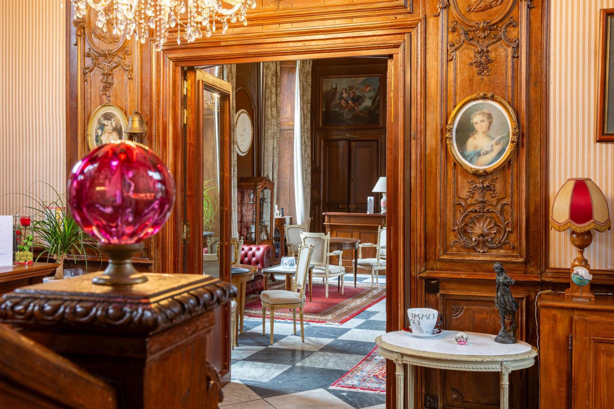 Hotel Château Du Colombier